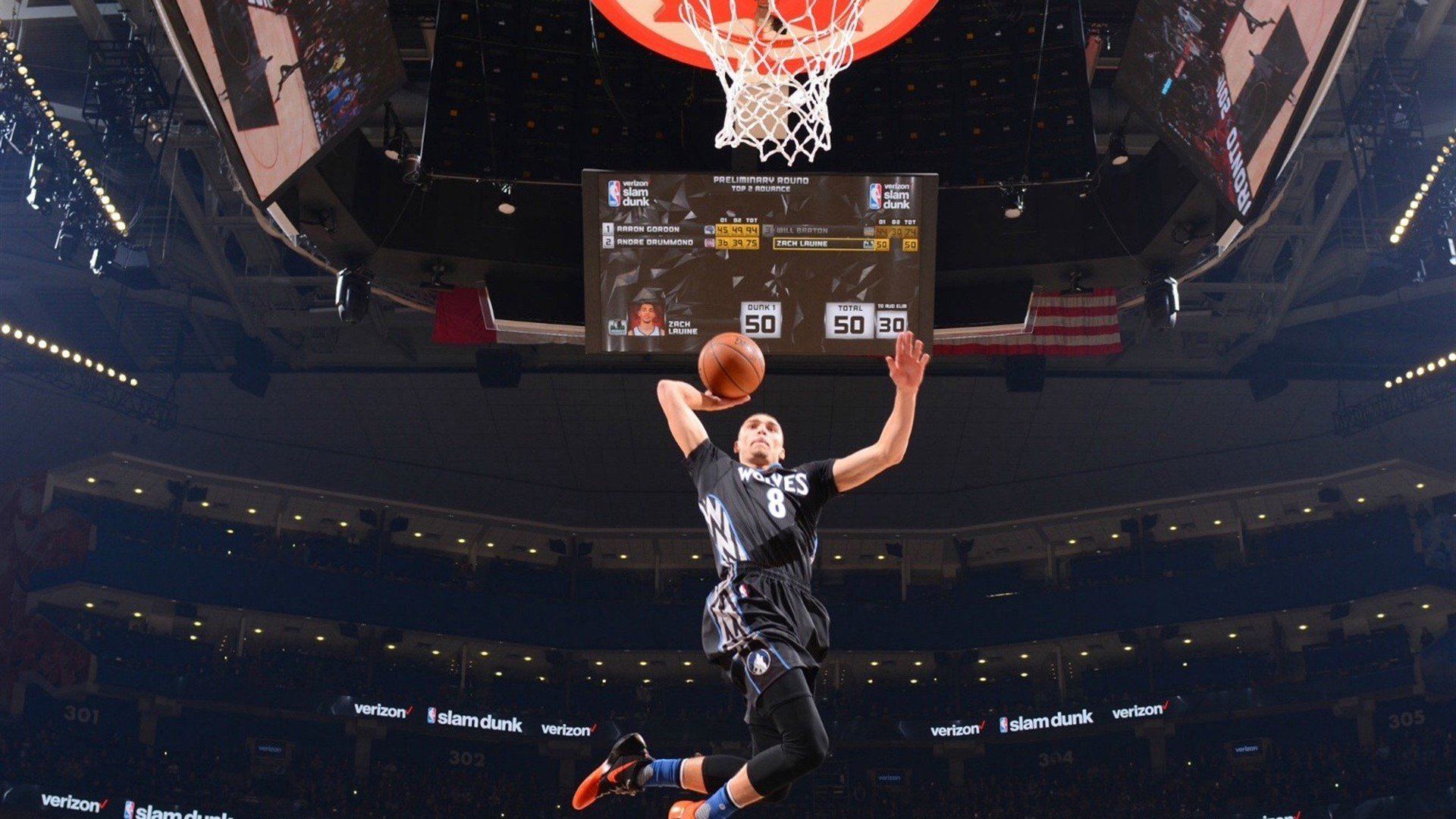 湖人老将回归母校演讲，讲述NBA奋斗旅程，湖人离队球员再次回归