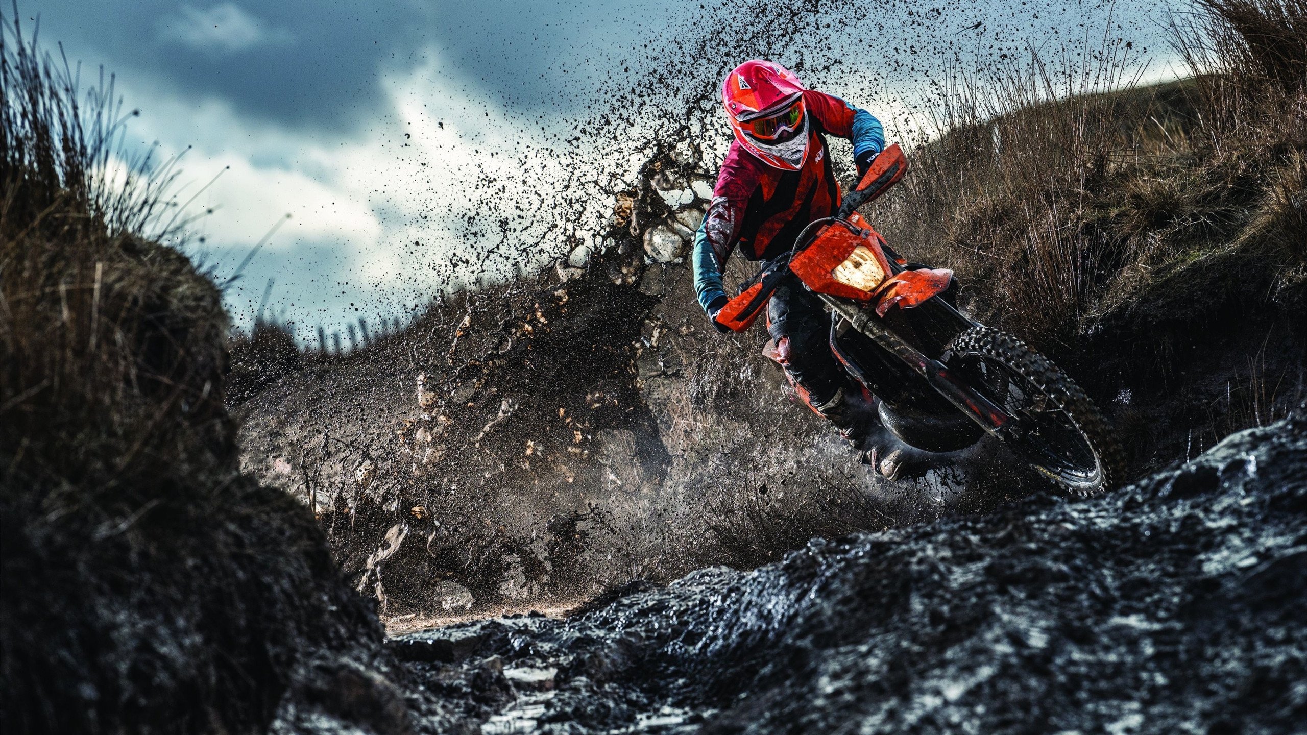 “逆境突围！强队在关键比赛中扭转乾坤”，逆境突围的意思